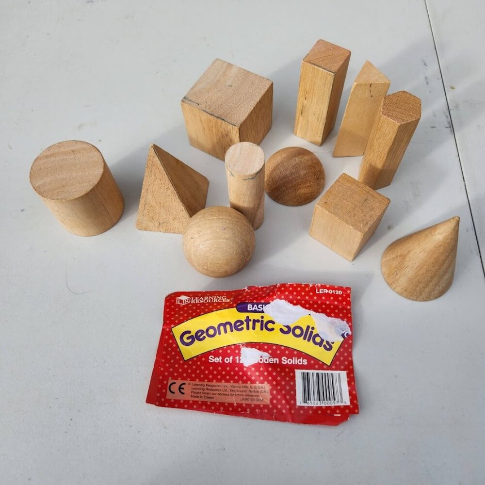 Wooden Geometric Solids Set Wood Shapes 3D Geometry Volume Solid, smooth 3-dimen
